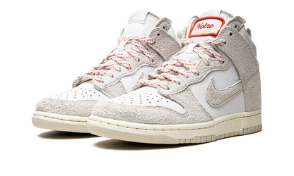 Dunk High SP "Notre - Light Orewood Brown" CW3092 100