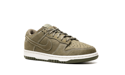 Dunk Low "Medium Olive Summit White" IO4550 200