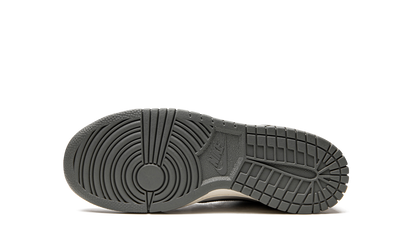 Dunk High SE (GS) "Grey/Sail" DM1028 001